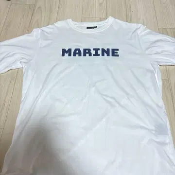 muta MARINE (무타 마린) 3D 백 프린트 T셔츠