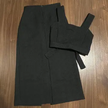 블랙 뷔스티에 스커트 셋업