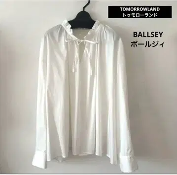 새상품급 TOMORROWLAND 하이카운트 새틴 넥 프릴 블라우스 36