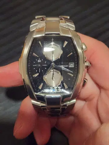 WATERED 크로노그래프 손목시계