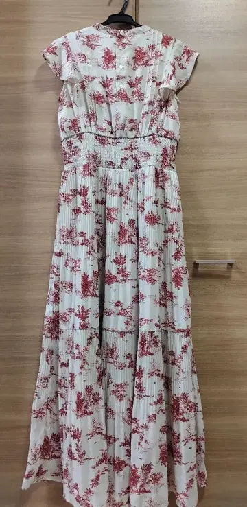 [ NATURAL BEAUTY BASIC ] 꽃무늬 슬리브리스 롱 원피스