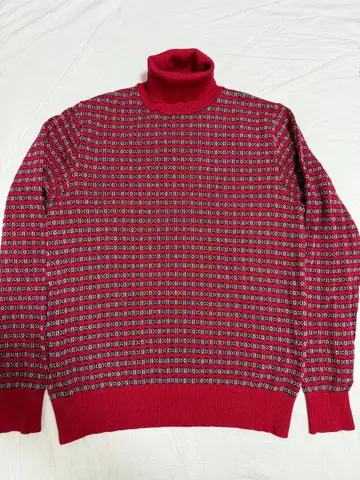 터틀넥 니트 스웨터 남성용 메리노울 100% 이탈리아제 빨간색 계열