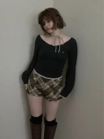 미개봉 새상품 andmary 니트탑 베어탑 상의 셋업 블랙