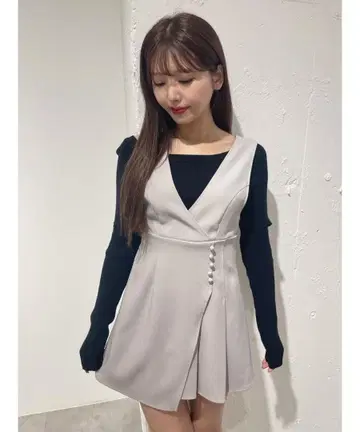 EATME 플랩 포켓 카고 스커트 베이지