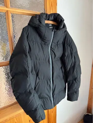 유니클로 심리스 다운 파카