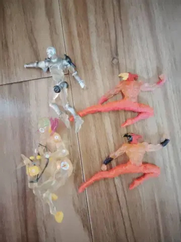 죠죠의 기묘한 모험 클리어 피규어 묶음 판매