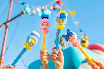 도날드 쿼키 덕 시티 구아구아 스틱 2개