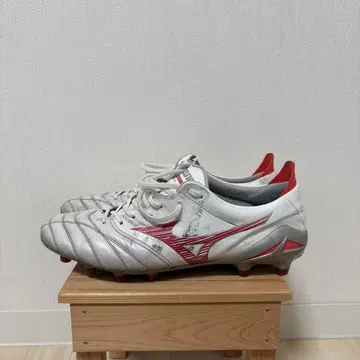 미즈노 모렐리아 네오 4 27.5cm