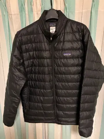 파타고니아 다운 자켓 블랙