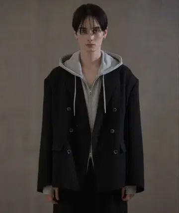 LUCY 트위드 더블 테일러드 자켓