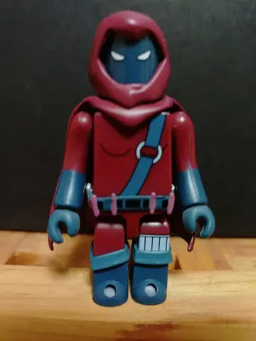 큐브릭 KUBRICK 배트맨 시크릿 스포일러