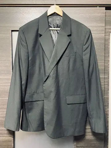 ZARA 플라이 프론트 테일러드 자켓