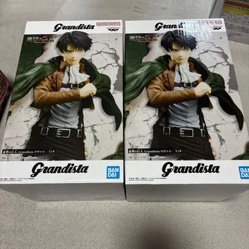 진격의 거인 리바이 피규어