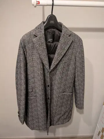 TATRAS Herno 헤링본 체스터 다운 코트