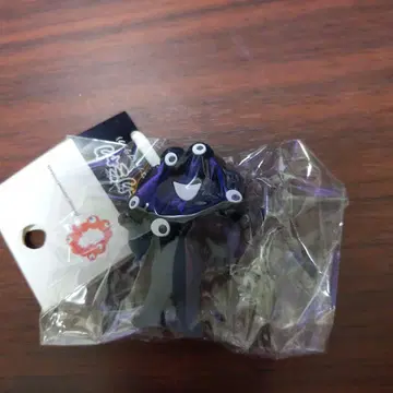 블랙 미야쿠미야쿠 키링 마스코트 만박 A 타입 pvc