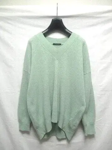 MACPHEE 맥피 울 V넥 니트 풀오버