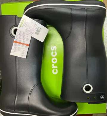 crocs 여성용 레인부츠 장화 블랙 25cm w9