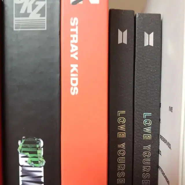 스트레이키즈 Stray Kids 앨범 & 방탄소년단 Love You판매