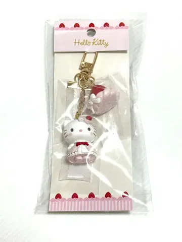 새상품 산리오 딸기 휘핑 케이크 스트랩 키링 헬로키티