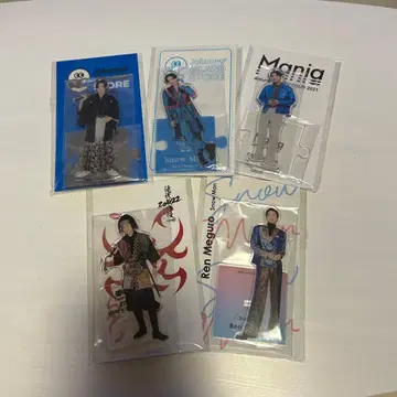 메구로 렌 아크릴 스탠드 개봉 완료