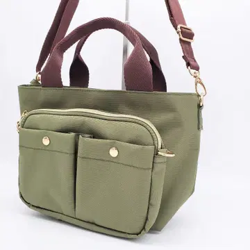 미사용급 카키 숄더백 2WAY 백 골드 금장 장식