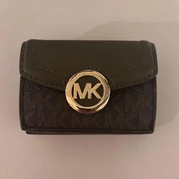 Michael Kors 3단 폴더형 지갑