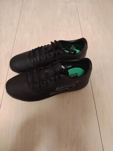 새상품 스케쳐스 Skechers Razor Gold TF 26cm