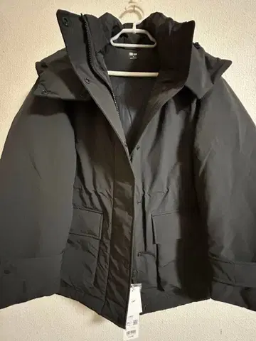 유니클로 UNIQLO 하이브리드 다운 코트 블랙 블랙 미사용 새상품