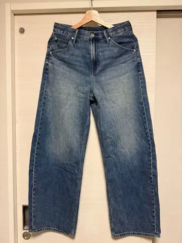 유니클로 배기 커브 청바지 사이즈 26 블루