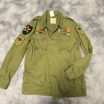 미사용 새상품 (택 포함) 밀리터리 자켓 비쥬 M