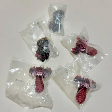 제일복권 고질라 괴수난무 -날뛰는 것- E상 몬스터 헤드 마그넷