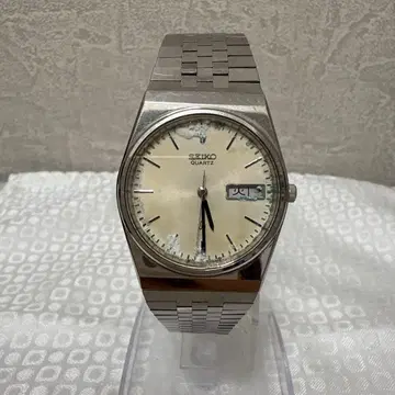 SEIKO 쿼츠 손목시계 실버