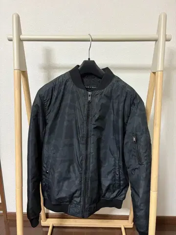 ZARA MAN MA-1 자켓 L 블랙/카모플라쥬