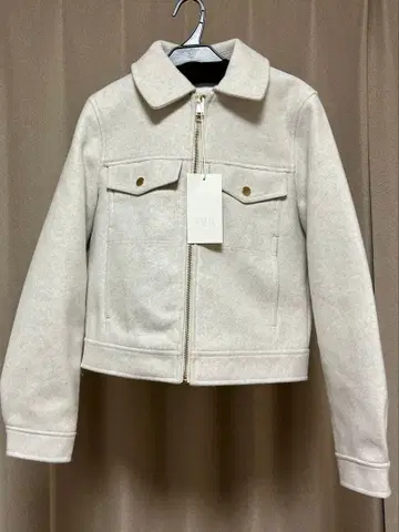 ZARA 소프트 지퍼 자켓 XS 사이즈