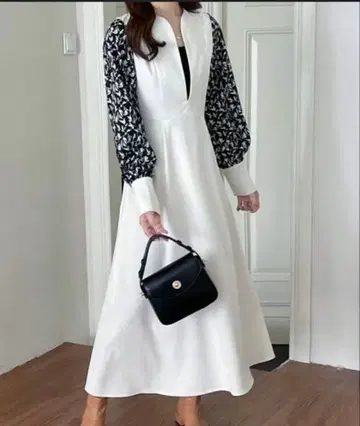 emi+ 볼륨 슬리브 꽃무늬 소매 도킹 키넥 원피스