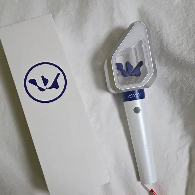 우즈 응원봉 (스매싱봉 / 낭만봉2)