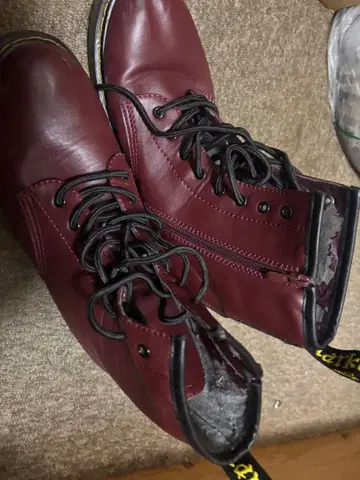 버건디 가죽 지퍼 워크 부츠