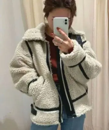 새상품급 Ungrid 보아 긴팔 집업 보아 무스탕 자켓