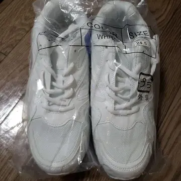 화이트 스니커즈 24.5