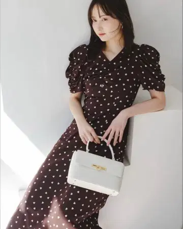 새상품 사이즈 00 SNIDEL 스나이델 하트 프린트 원피스