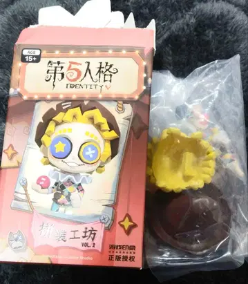 제5인격 Identity 조립 공방 마이크 곡예사 피규어