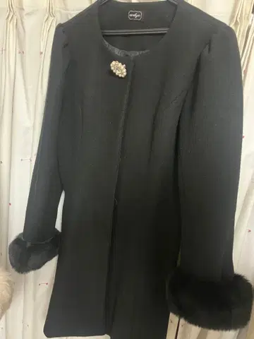 evelyn 에블린 노카라 코트 블랙