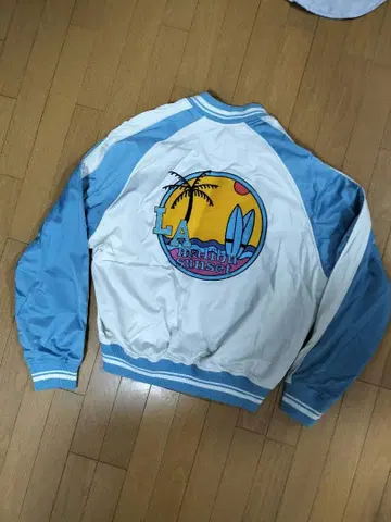 ZARA 바시티 자켓 미사용 SizeL