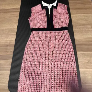 핑크 트위드 타이트 드레스 슬리브리스