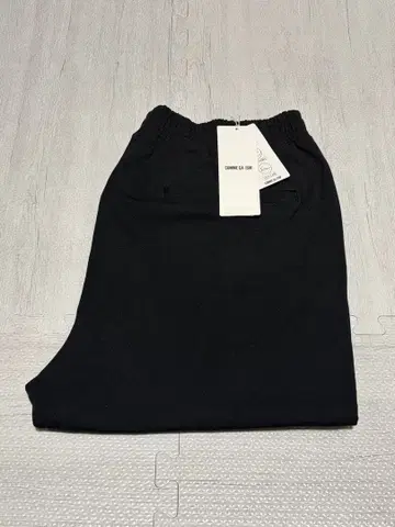 새상품 컴시즘 워셔블 경량 저지 팬츠 블랙 M