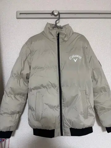 Callaway 다운 자켓 베이지