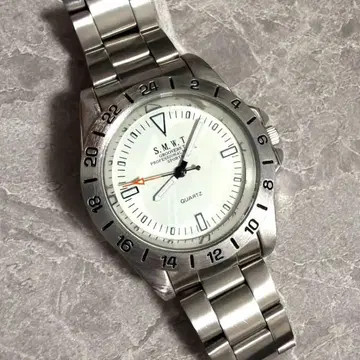 [레어] S.M.W.T GROOVERS-T 손목시계 화이트 익스플로러형