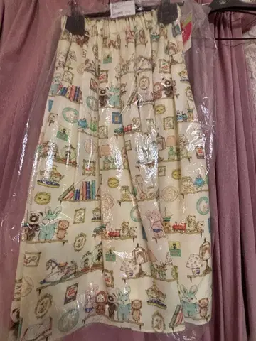 프랑슈리페 호비룸 패턴 스카프 미사용 택 포함