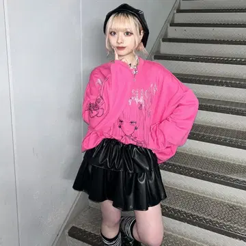 VOLCAN&APHRODITE 젤라시 GIRL 맨투맨