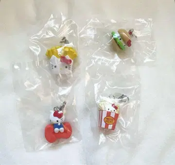 헬로키티 아메리칸 디자인 메지루시 액세서리 4개 세트